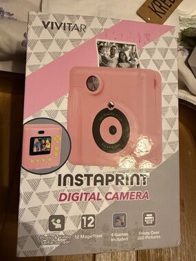 Pink VIVITAR Instaprint Digital Camera